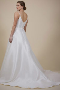 Gatehouse Brides Wedding Dresses Worcester Catherin Parry Tania back