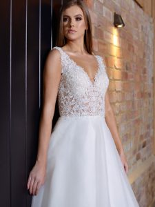 Gatehouse Brides Wedding Dresses Worcester Catherine Parry Cassandra_F