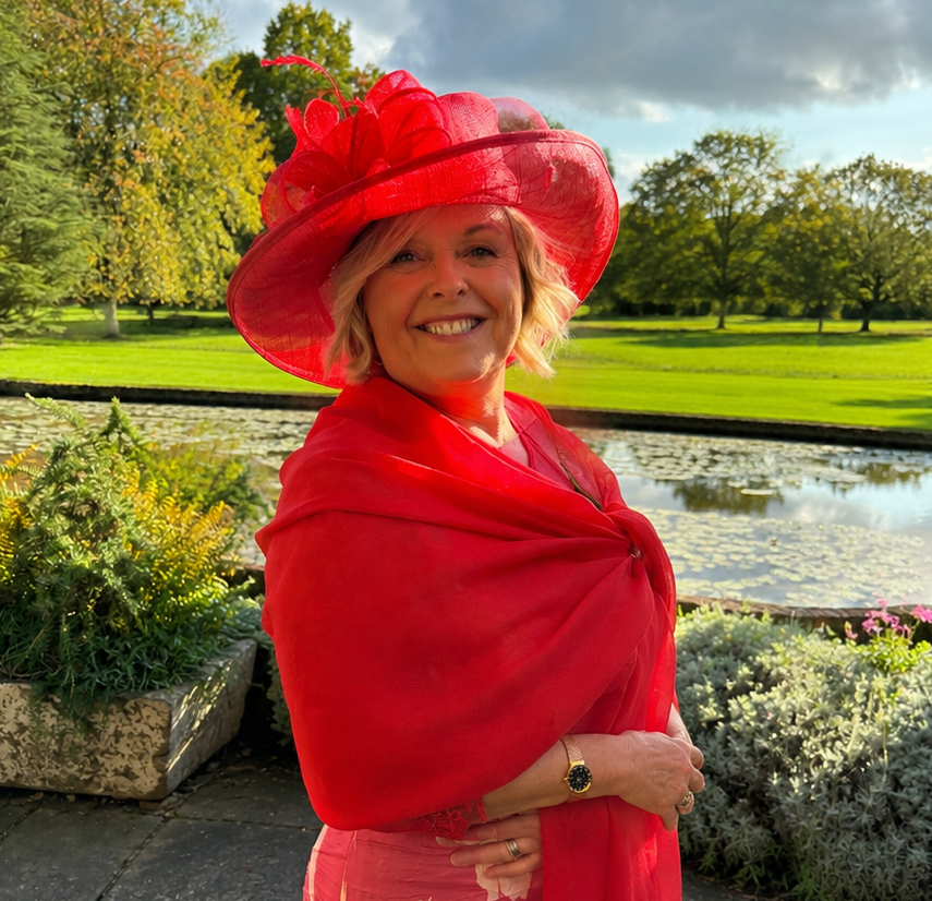Lorraine Gatehouse Brides Wedding Dresses Worcester Hawkstone Photoshoot 7